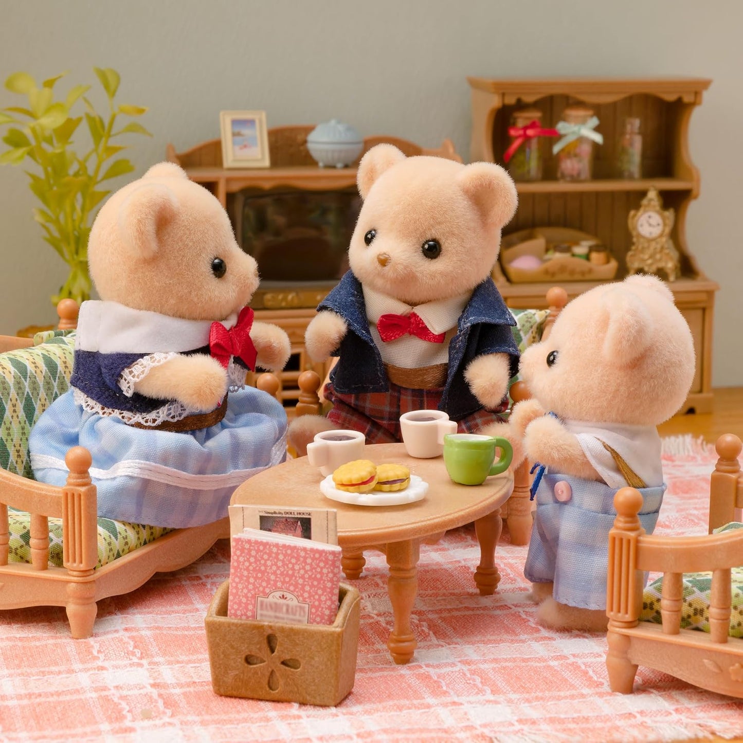Sylvanian Families Biscuit Bear Family FS-59