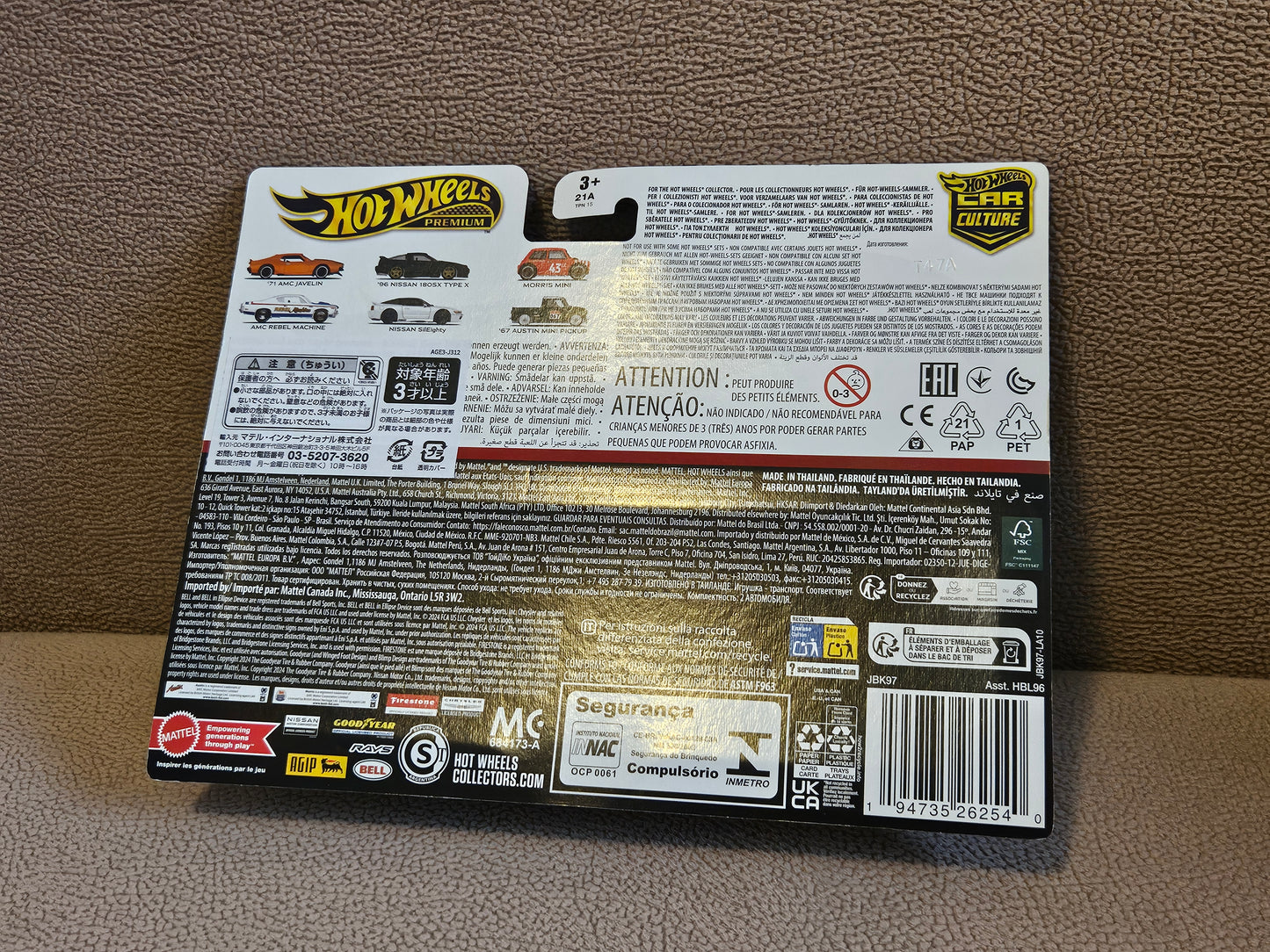 Hot Wheels Premium 2 Pack MORRIS MINI / ’67 AUSTIN MINI PICKUP