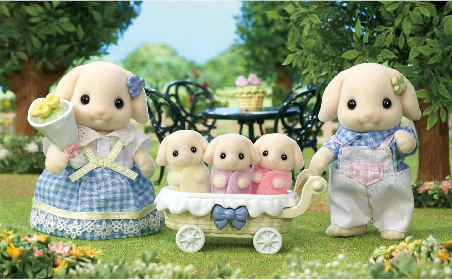 Sylvanian Families Flora Rabbit Family Dolls FS-50