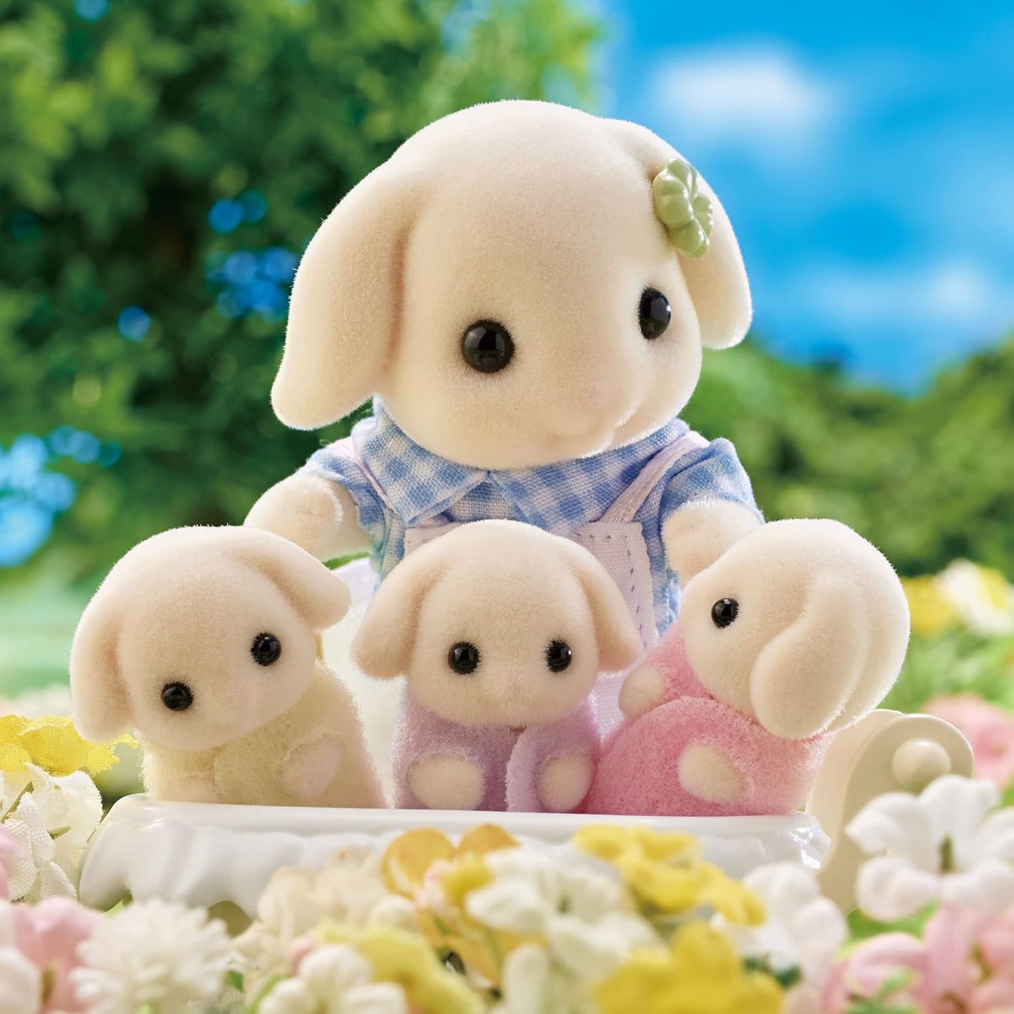 Sylvanian Families Flora Rabbit Family Dolls FS-50