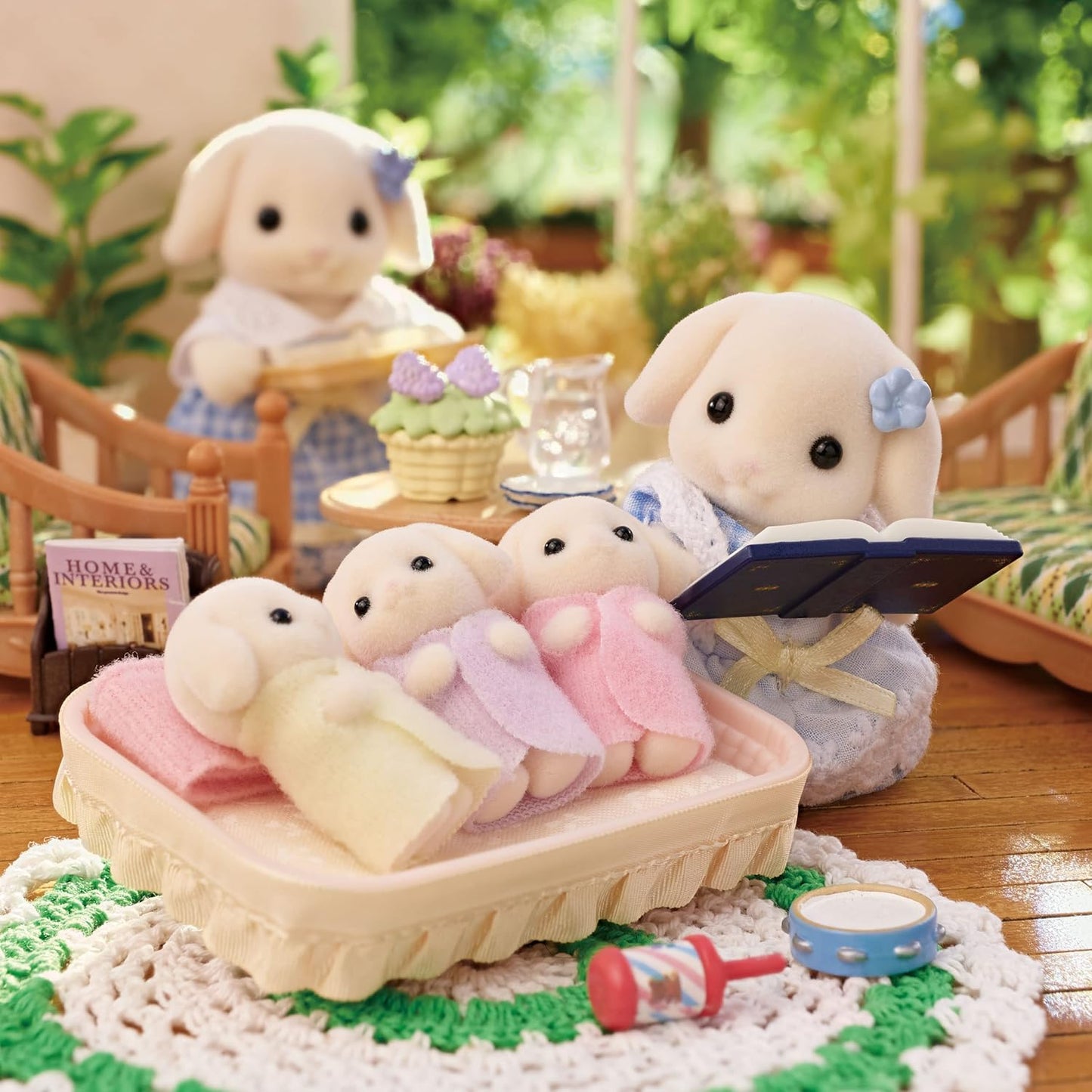 Sylvanian Families Flora Rabbit Family Dolls FS-50